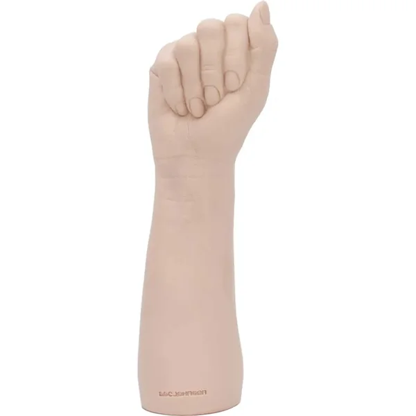Belladonnas Bitch Fist