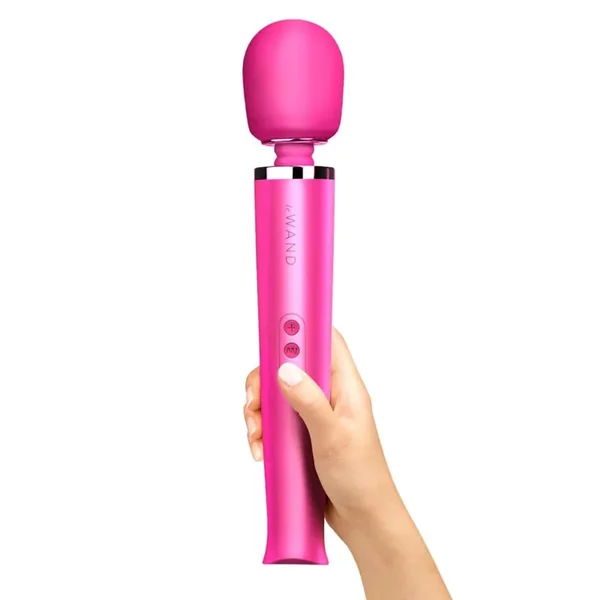 Le Wand – Luxury Rechargeable Vibrating Massager Wand | Hot Pink