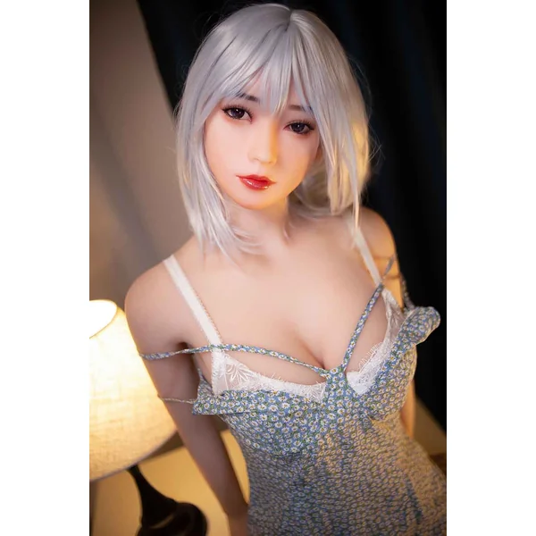 Roshanaee – 5’1″ | 158cm Sex Doll